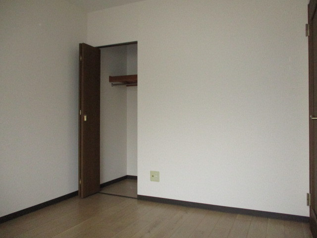 チサンマンション斑鳩1番館の寝室