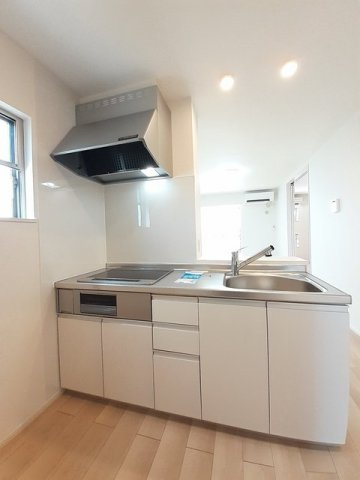 ベルモア向新庄Ⅰのキッチン|キッチンでお料理をお楽しみください