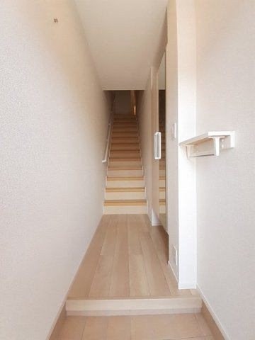 ベルモア向新庄Ⅰの玄関|シンプルで使いやすい玄関です