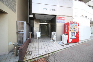 【エントランス】