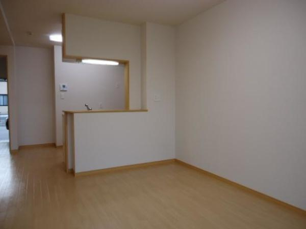 プレジールの居間・リビング