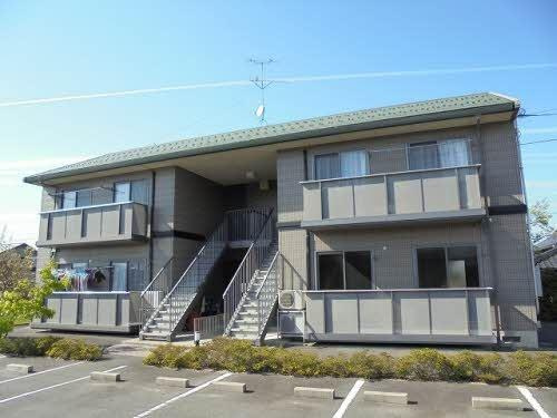 メゾン築山　C棟の外観