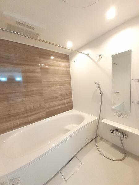 インハリット　Ｂの浴室