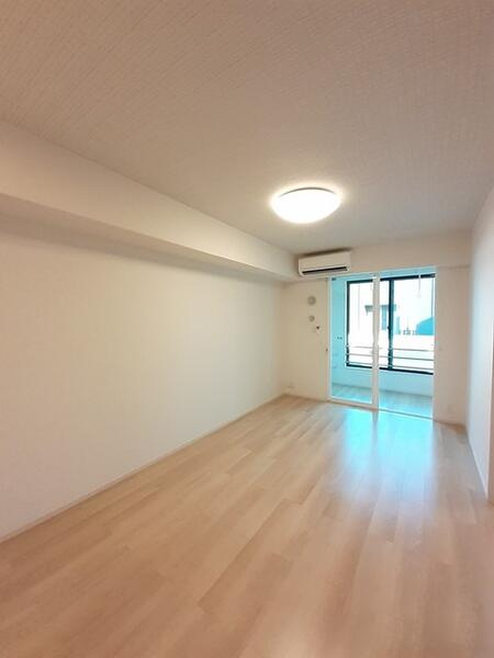 インハリット　Ｂの内装