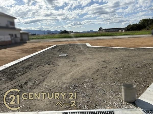 桜井市大字上之庄の売地の前面道路含む現地写真|■現地撮影写真■市役所が徒歩圏内に近接しています。