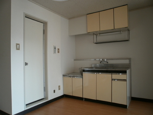 【居間・リビング】 | ハイツ・アンビジョン