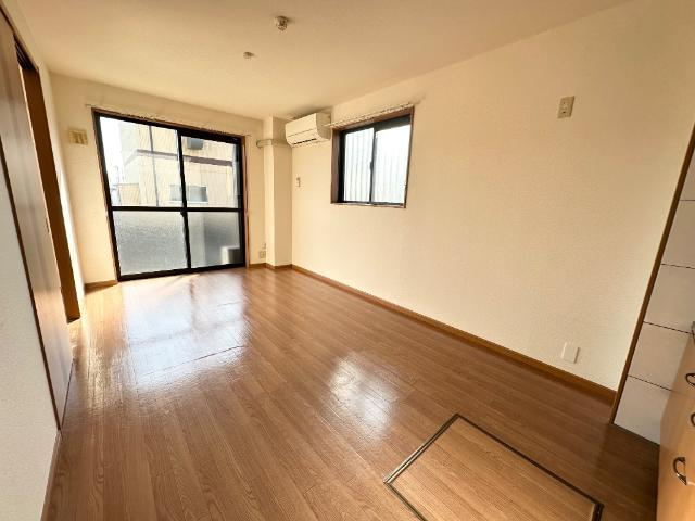 【居間・リビング】 | サンシャイン・ＫＡＴＳＵＴＡ | リビング