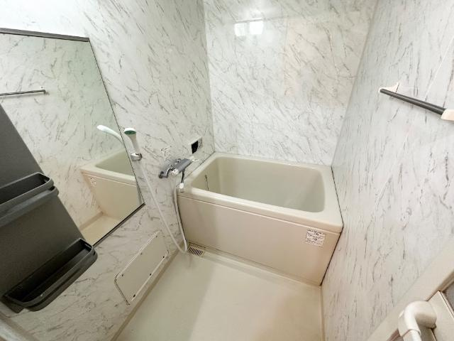 【浴室】 | サンシャイン・ＫＡＴＳＵＴＡ | バス