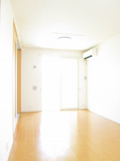 【居間・リビング】 | 秋桜　２０１１　Ａ