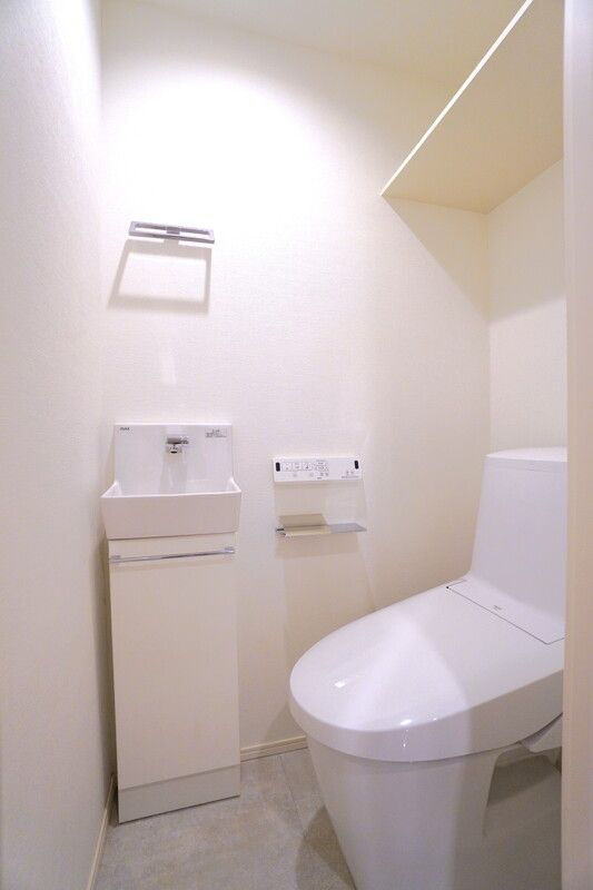 ＡＧＲＡＴＩＯ　ＴＥＲＲＡＣＥ　恵比寿（アグレシオ　テラス　恵比寿）のトイレ