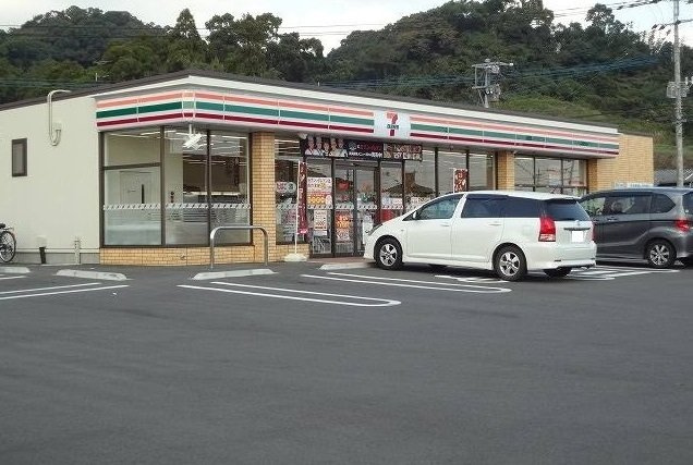 ヴェール・ヴェルサンⅣの周辺|セブンイレブンまで450m