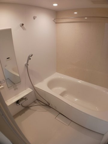 ローズベリー　Ⅲの浴室
