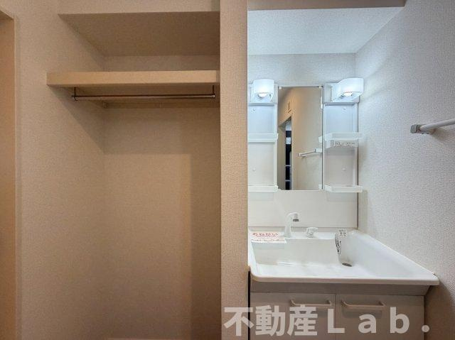 フェニックスの洗面所