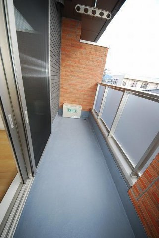 シャンゼリゼのバルコニー