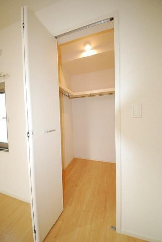 シャンゼリゼの収納