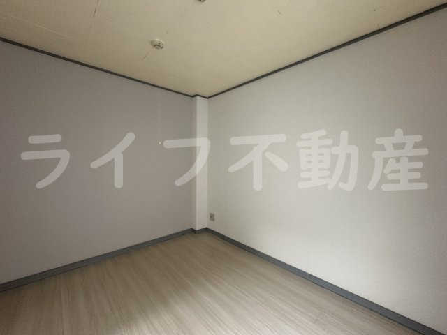 USハウスの内装|明るい室内です