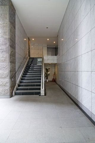 レジディアタワー乃木坂のエントランス