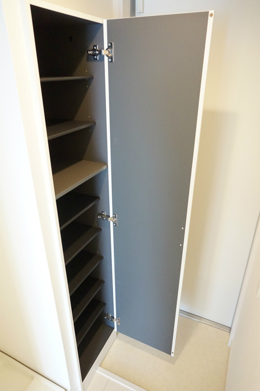 リブリ・稲毛海岸の玄関|シンプルで使いやすい玄関です