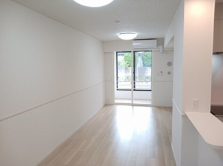 【居間・リビング】 | アヴニール・ヒルズⅣ | ゆったり過ごせるリビングです