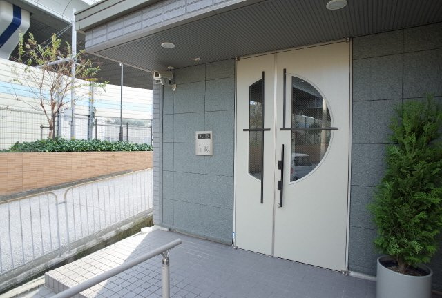 パトリア芦屋のエントランス