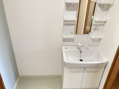 【独立洗面台】 | おさなぎハウス