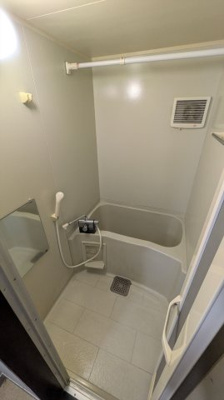 【浴室】 | 田園ハイツ川越2号棟 | コンパクトで使いやすいお風呂です