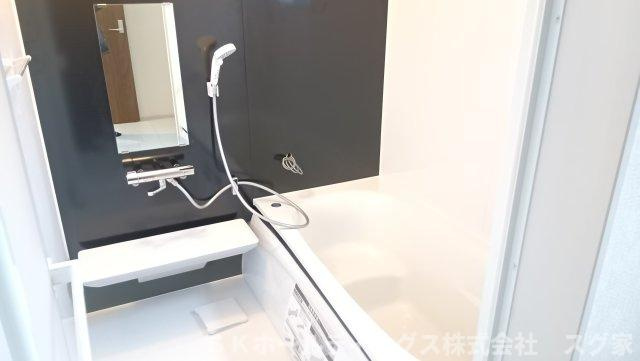 舞鶴市七日市２期２号棟の浴室