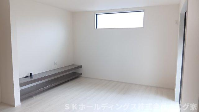 舞鶴市七日市２期２号棟の居間・リビング