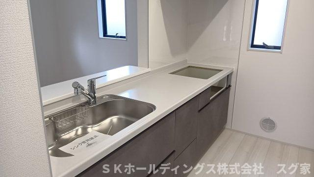 舞鶴市七日市２期２号棟のキッチン