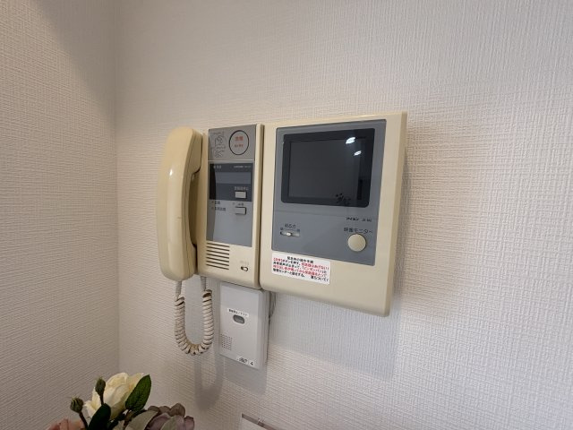 モニター付きのインターフォンです