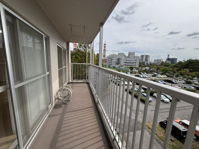 南面のバルコニーです