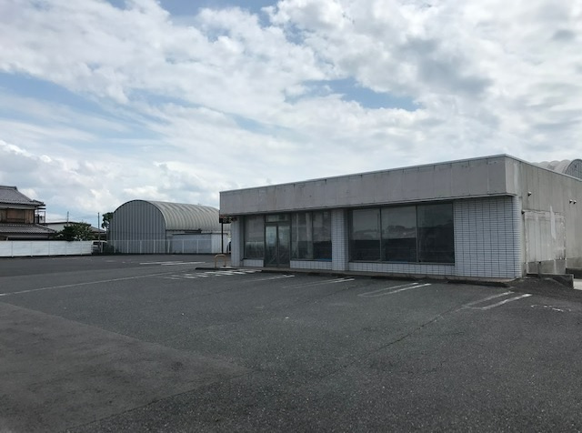 守山市水保町の店舗