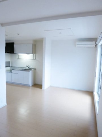 ヴァーサ白鳥Ⅰの居間・リビング