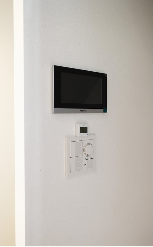 モニター付きインターホン