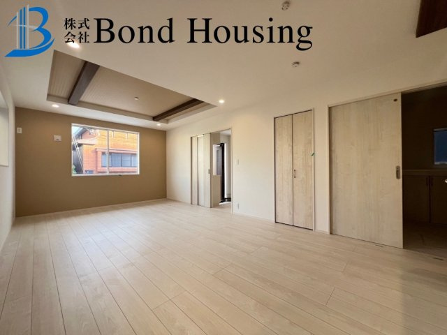 「土山駅徒歩8分」「長期優良住宅」西二見 限定1棟の居間・リビング