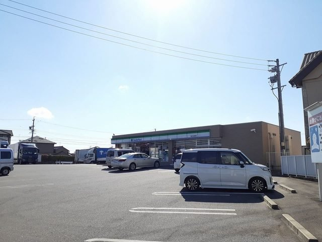 【周辺】 | ラ・カーサ | ファミリーマート 西尾下矢田町まで400m