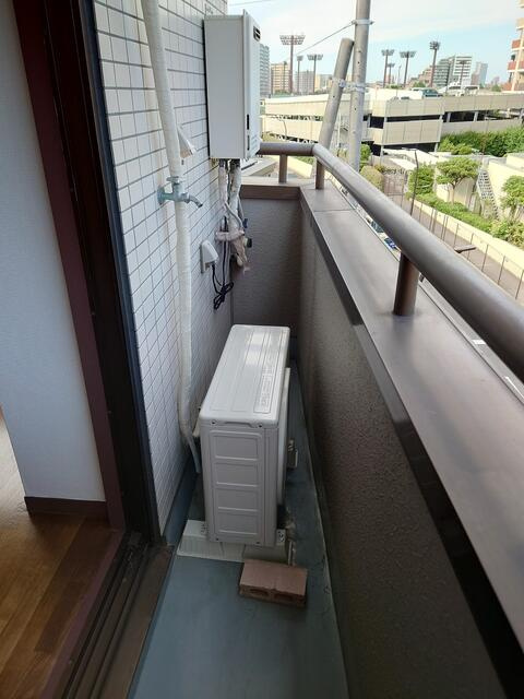 太田ビルのバルコニー