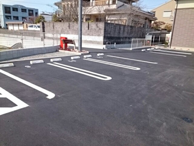 【駐車場】 | メガルファ | 駐車場です