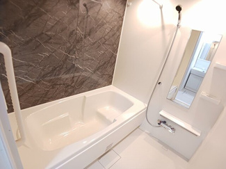 【浴室】 | オフショアⅣ | 日々の疲れを癒すお風呂付です