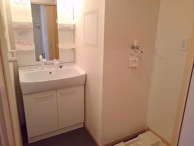 【洗面所】 | エザンステリトワールブリエ | スペースが確保できる洗面所です