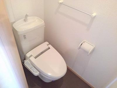 【トイレ】 | エザンステリトワールブリエ | トイレです