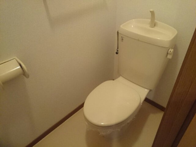 【トイレ】 | エクセルコート | ゆったりとした空間のトイレです