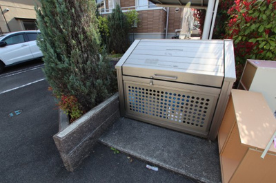 【その他共用部分】 | プラッツくみのき | 敷地内ゴミ捨場