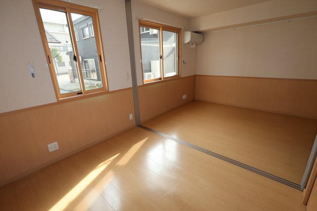 ソレイユの居間・リビング