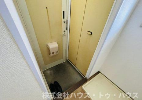 グリーンハウスの玄関