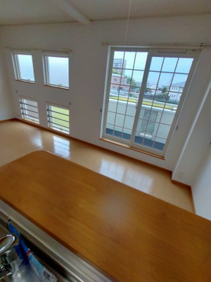  | メゾン・フローラ