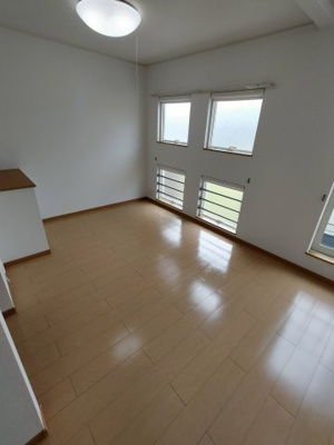  | メゾン・フローラ