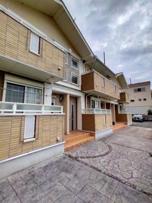 【エントランス】 | メゾン・フローラ