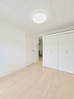 【洋室】 | サンコーポラス東出雲Ⅰ