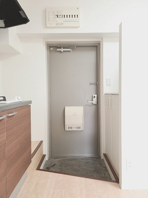 【玄関】 | サンコーポラス東出雲Ⅰ